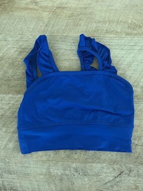 Bundle of 2 Soel Dancewear ruffle crop tops (blue & red)
